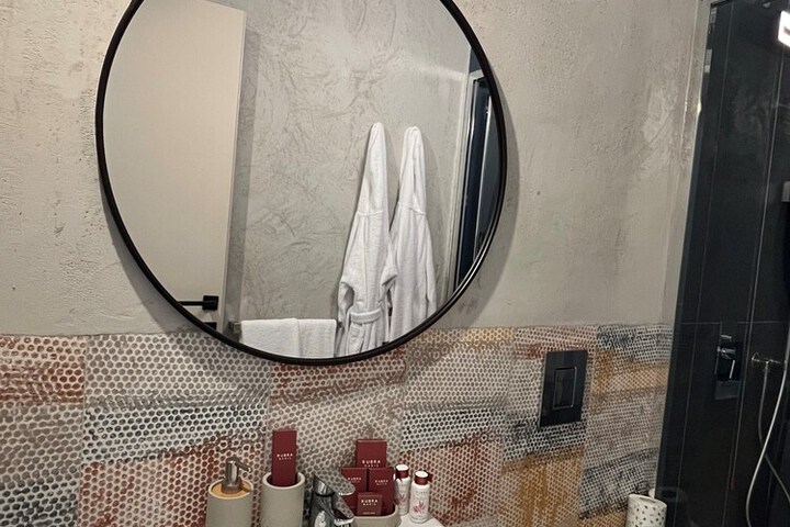 Room 84 of 123