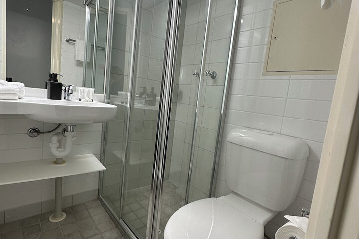 Room 14 of 19