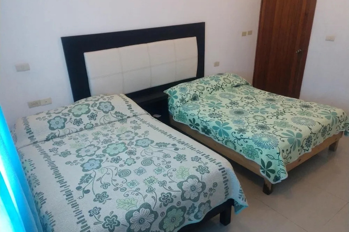 Room 2 of 18