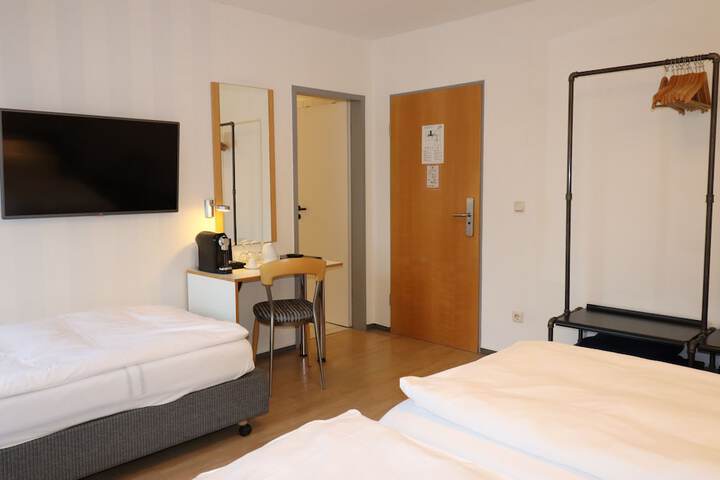 Room 15 of 39