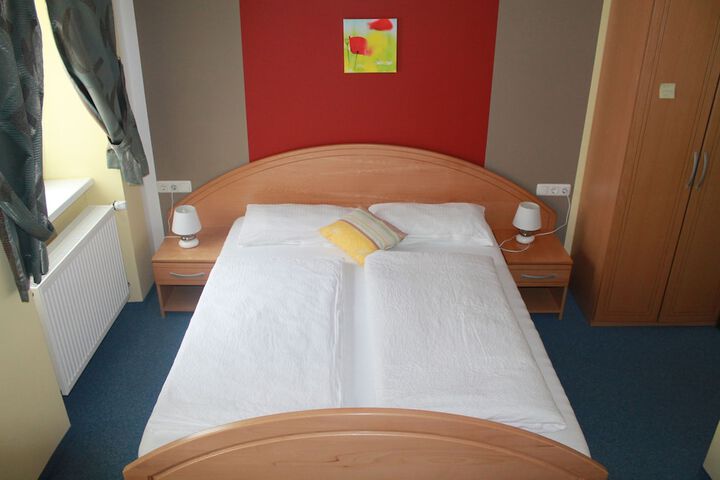 Room 6 of 41