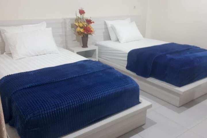 Room 3 of 42