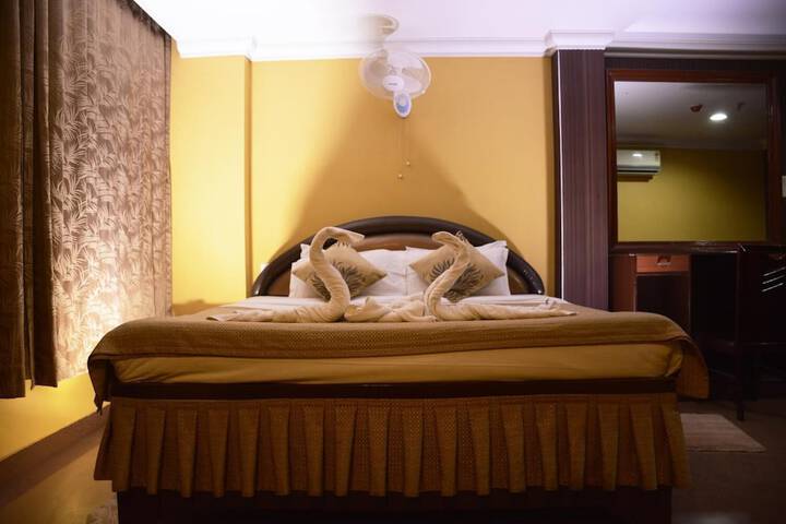 Room 12 of 41