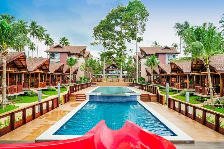 Exterior of Khanom Cabana Beach Resort