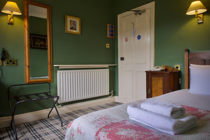 Room 5 of 57
