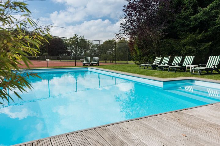 Pool 22 of 50
