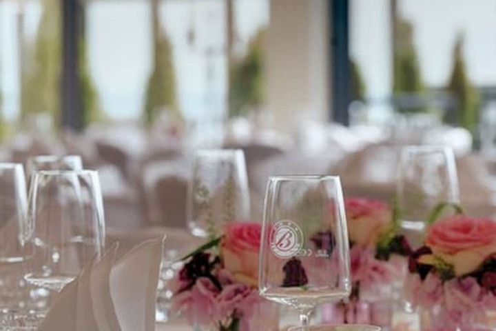 Ballroom/Hall 64 of 78