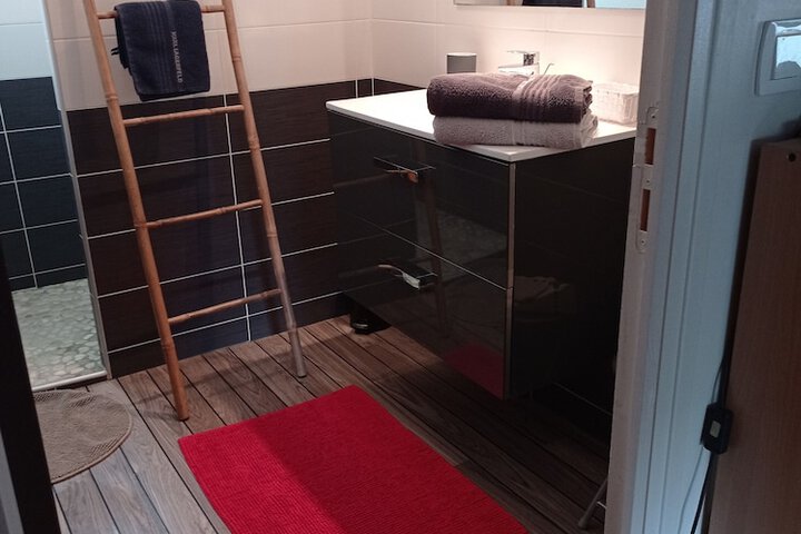 Room 14 of 44
