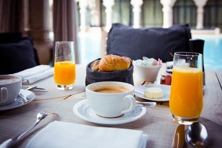 Breakfast/Coffee Service 128 of 152