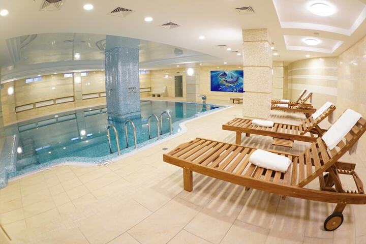 Pool 48 of 119