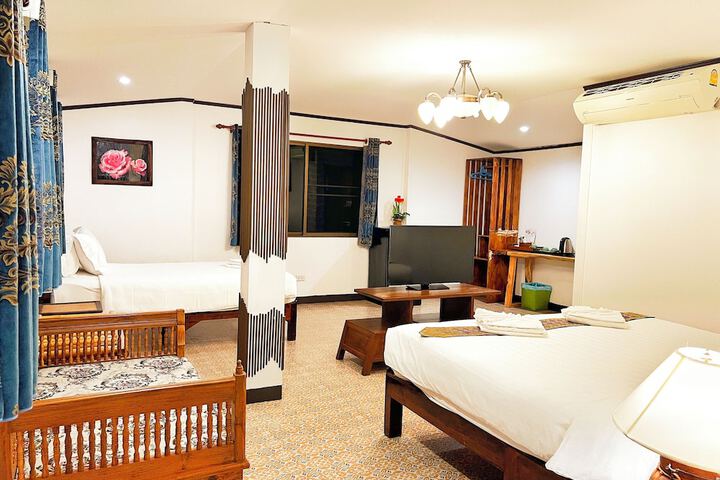 Room 19 of 62