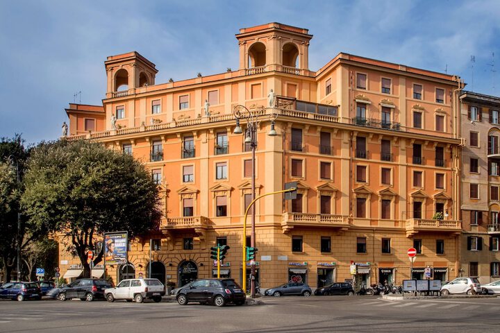 Hotel 72 of 78