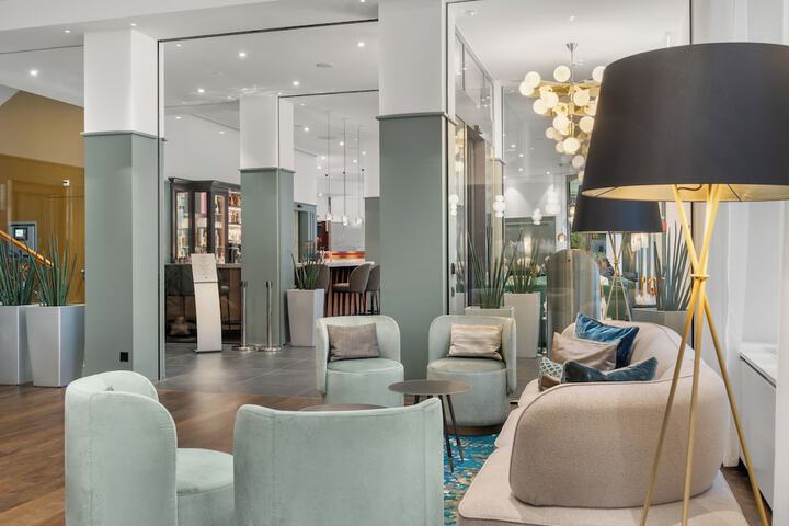 Lobby Entry