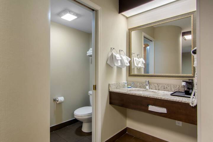 Room 35 of 50