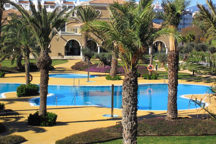 Hotel with Pool