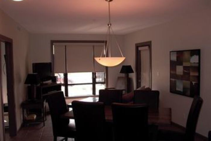 Room 7 of 10