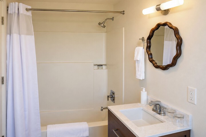 Room 42 of 72