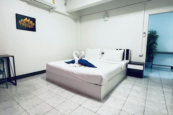 Room 58 of 91