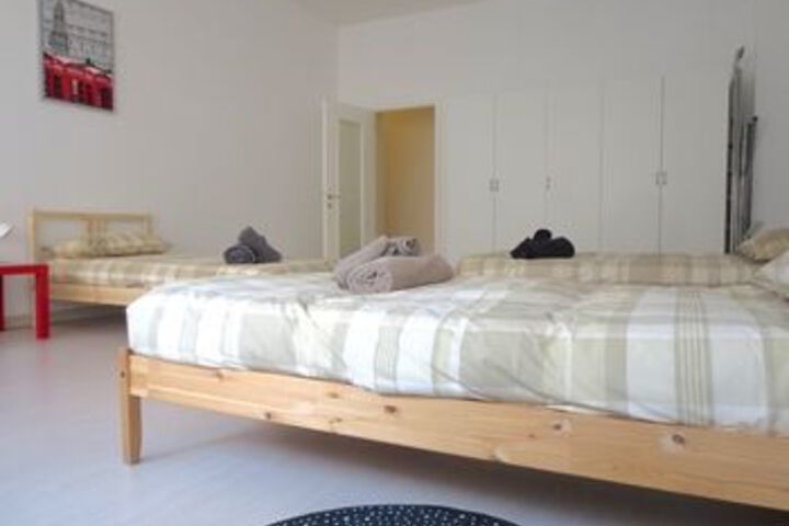 Room 12 of 41