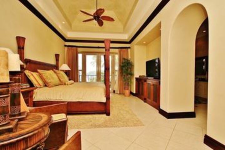 Room 43 of 94