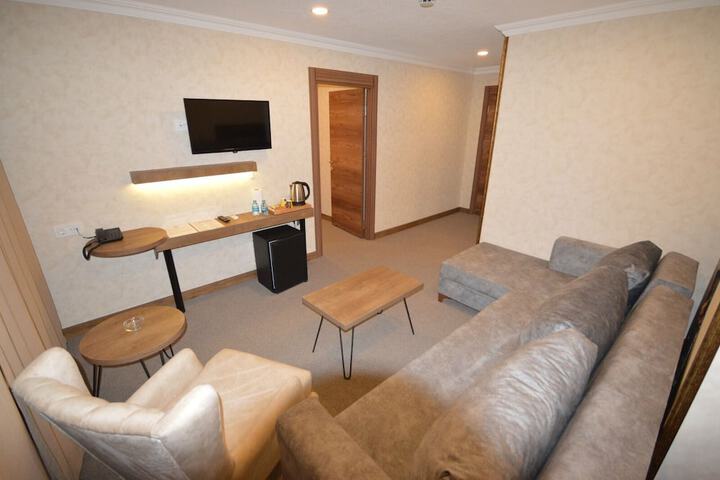 Room 7 of 39