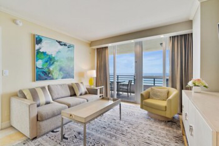 Room 180 of 318