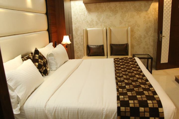 Room 22 of 123