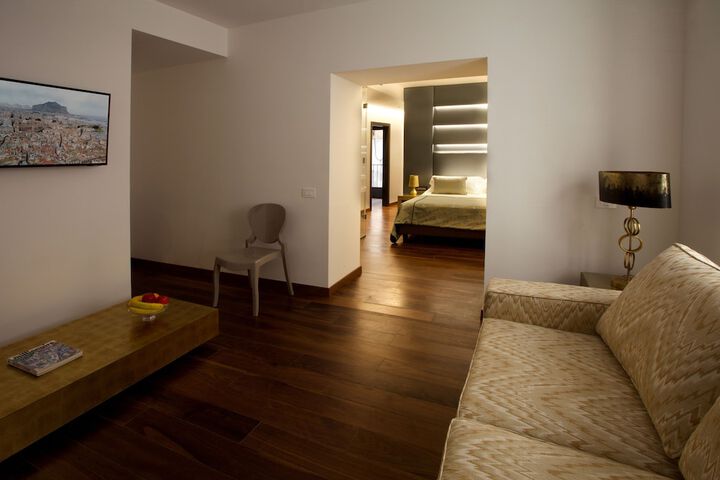 Room 15 of 47