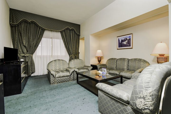 Room 35 of 51