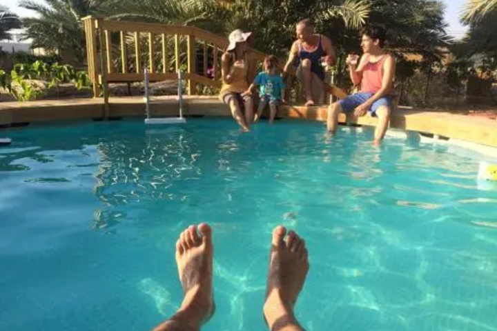 Pool 4 of 13
