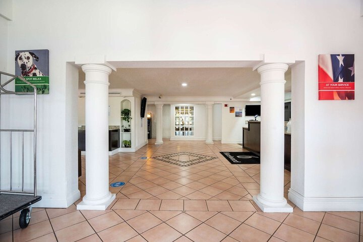 Lobby Photos