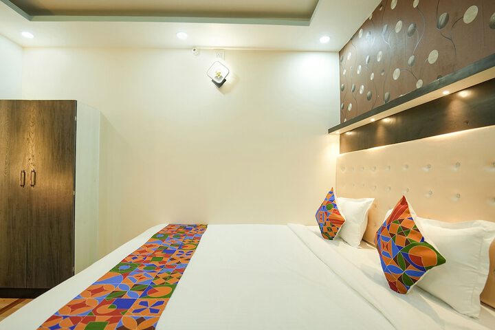 Room 18 of 26