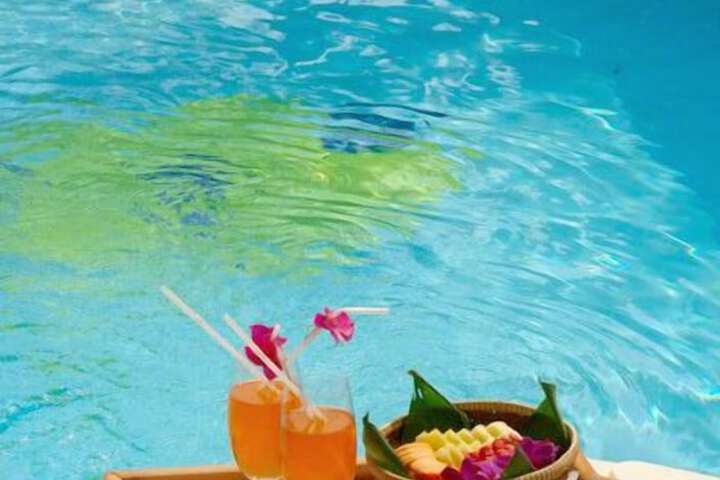 Pools & Facilities