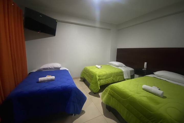 Room 13 of 19
