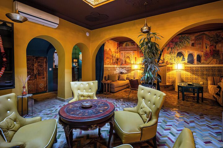 Entrance & Lobby