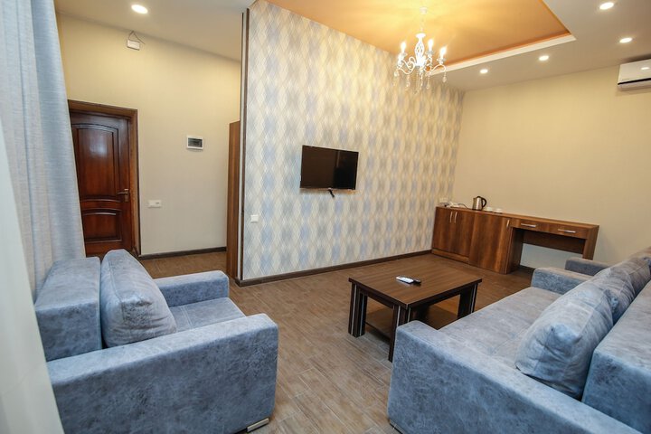 Room 14 of 45