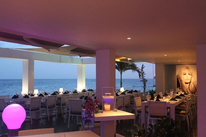 Dining 97 of 128