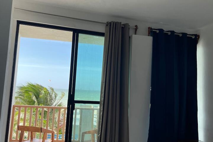 Room 14 of 47
