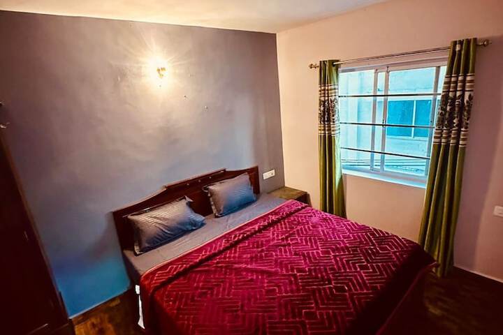Room 6 of 26