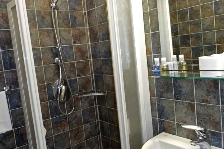 Room 42 of 54