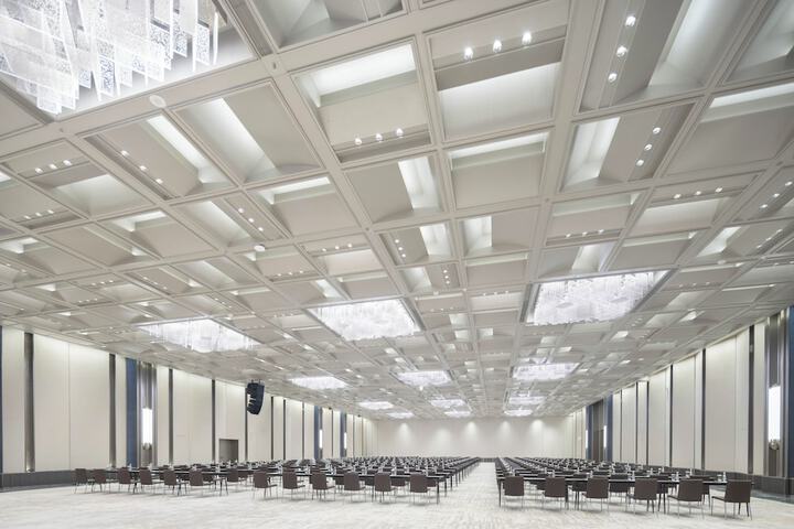 Ballroom/Hall 106 of 251