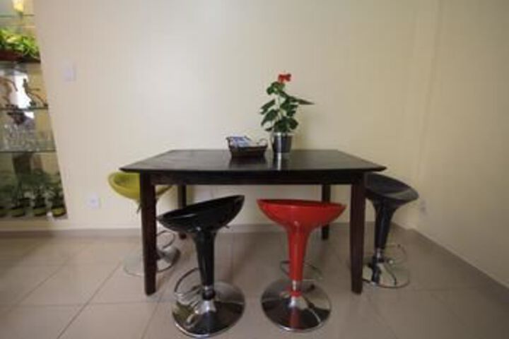 Room 10 of 24