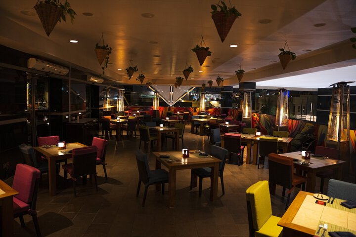 Dining 84 of 149