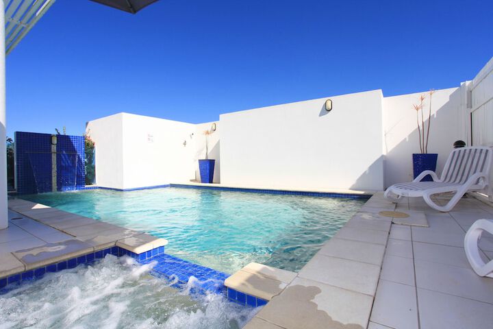 Pool 29 of 41