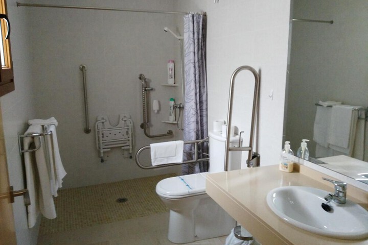 Room 45 of 63