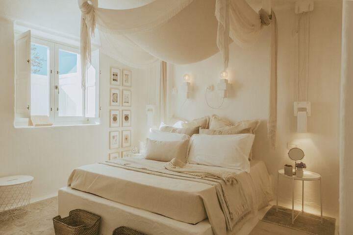 Room 8 of 51