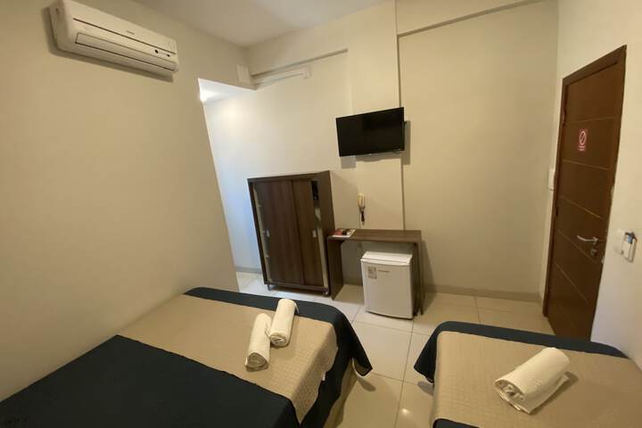 Room 15 of 38