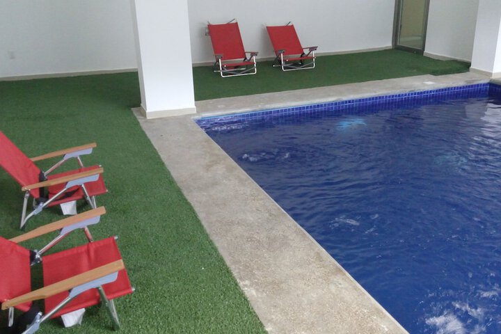 Pool 5 of 11