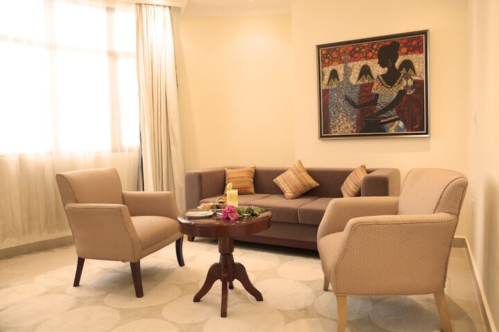 Room 5 of 22