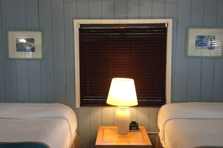 Room 6 of 131